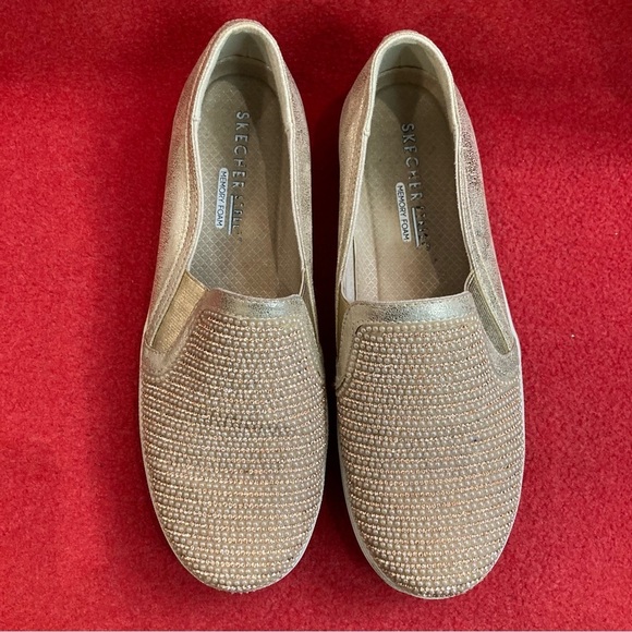 SKECHERS Sz 8 Rise Gold Pearls  Slip On White Rubber Sole SN801 Loafers Shoes - Picture 4 of 11